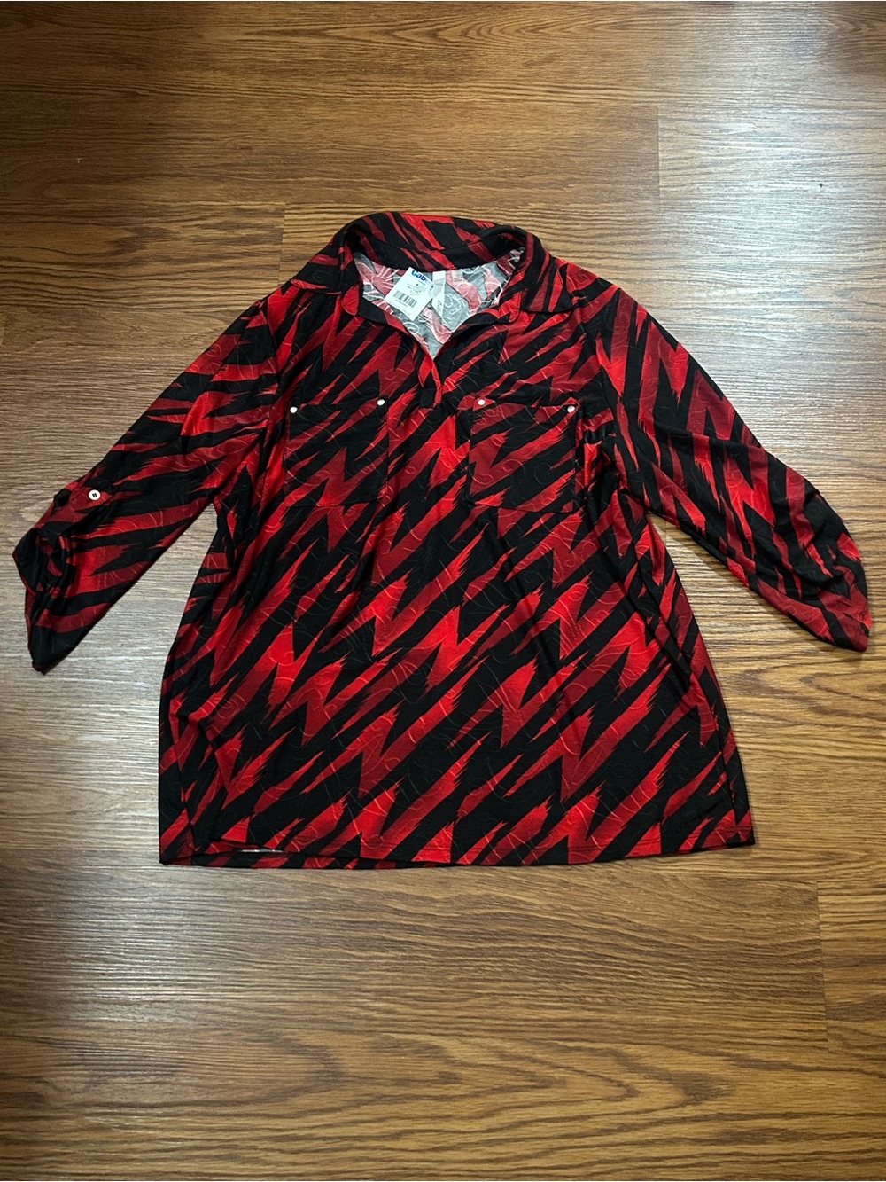 Women’s Red & Black Printed Long Sleeve Top